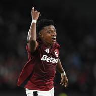 John Mercado slaví branku proti Karviné.