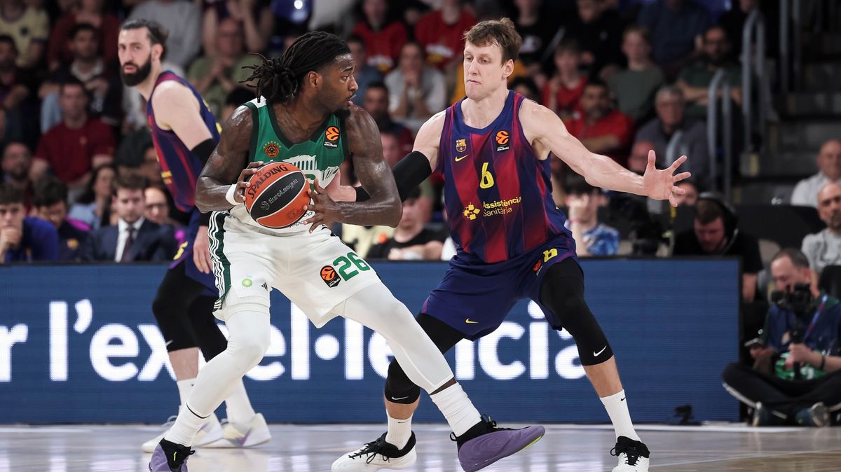 Barcelona bez Satoranského podlehla doma Panathinaikosu, Veselý zůstal bez bodu