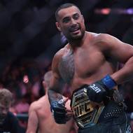 Novozélandský zápasník Carlos Ulberg.