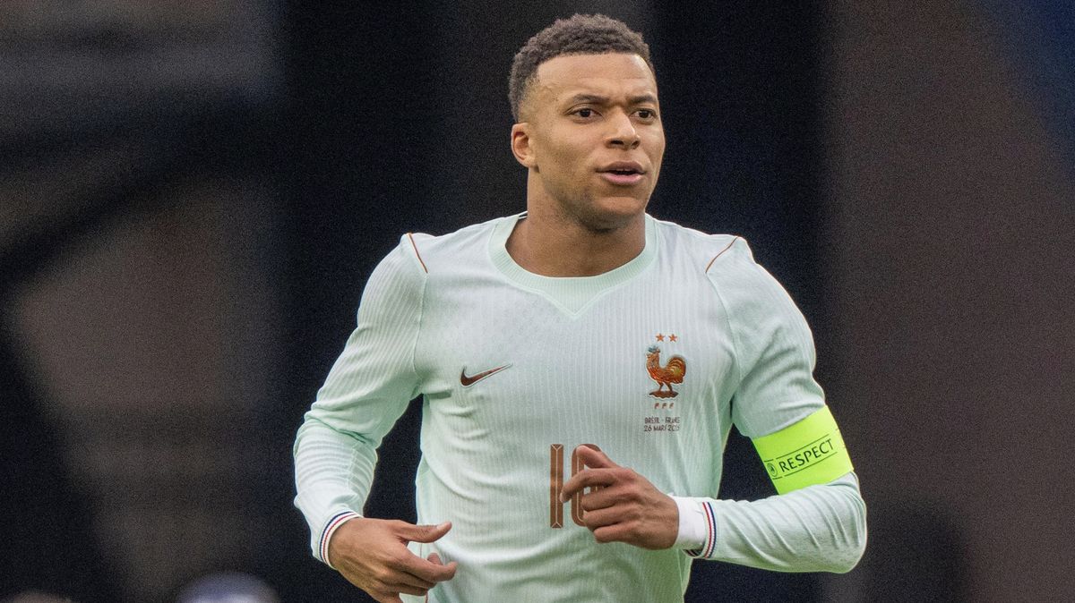 Vypadají jak postavy z filmu Želvy Ninja. Giganti řeší faux pas s dresy pro MS