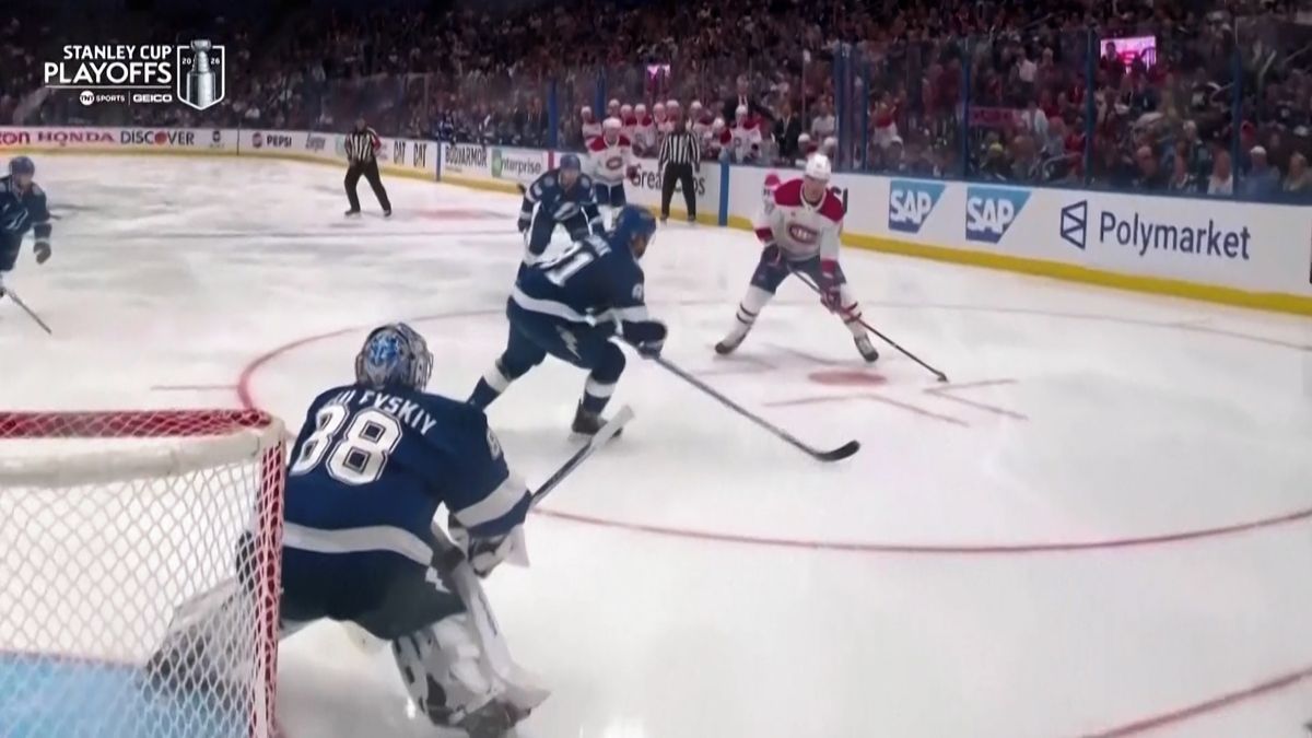 NHL uhranul slovenský postrach. Slafkovský se v play off proměnil v monstrum