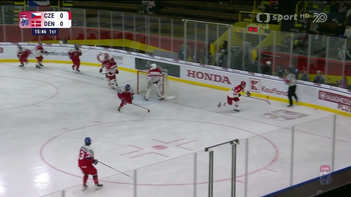 Nedorost měl prsty v pěti gólech a doufal, že konečně uslyší od táty chválu