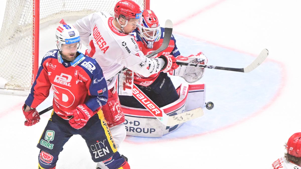 Třinec nás uspával, rýpnul si Sobotka. Finále hraje po dvou dekádách znovu proti Růžičkovi