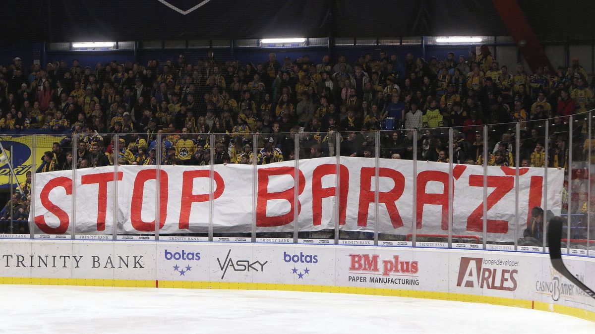 Svaz formát baráže změnit nemůže, Hadamczik žádá veřejnost o tlak na extraligu