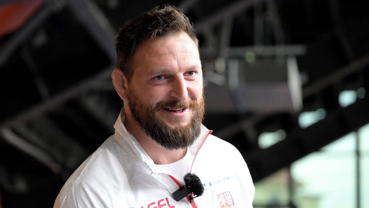 To myslíš vážně? žasnou mladíci z Krpálka. Tělo má zmordované, kouče zničil na tréninku