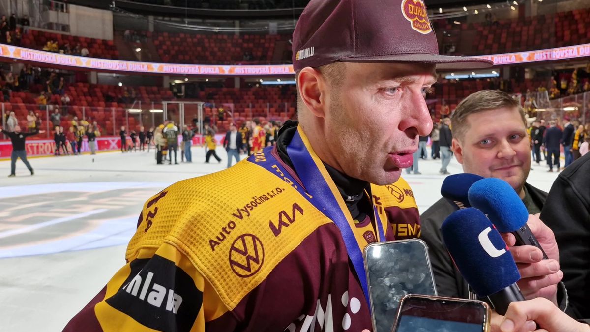 Majitel Dukly slíbil hráčům za postup čtyři miliony! Baráž je ale naprosto neférová, říká legenda