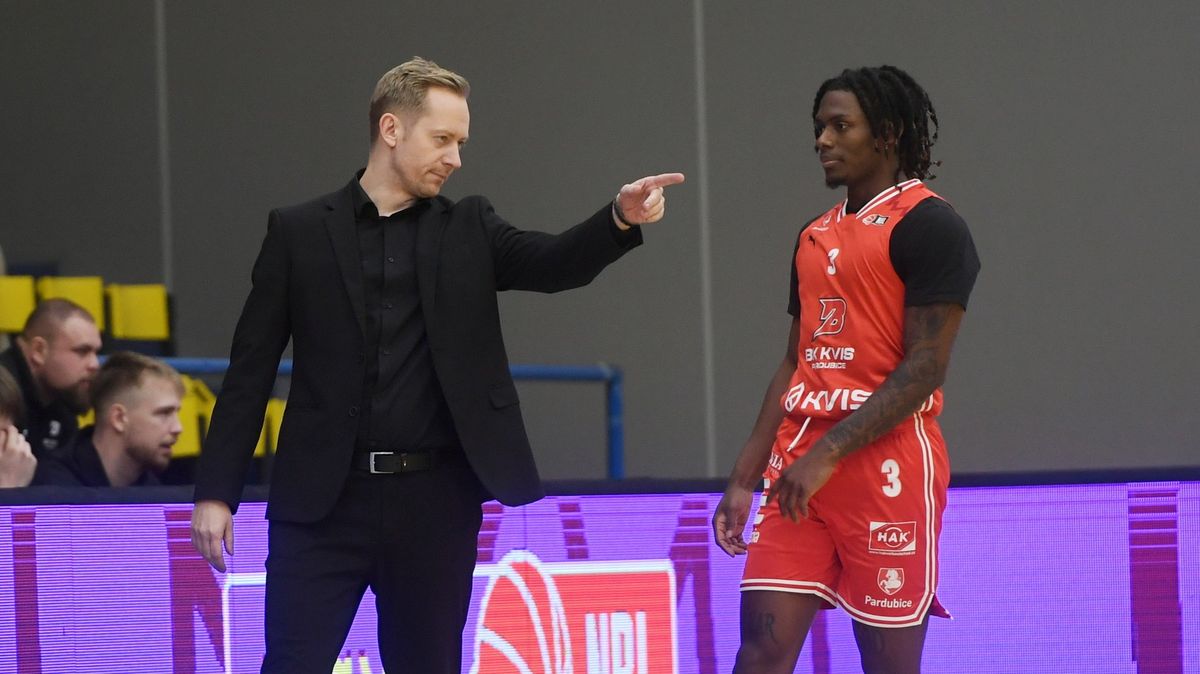 Pardubice si pojistily služby trenéra Šotnara