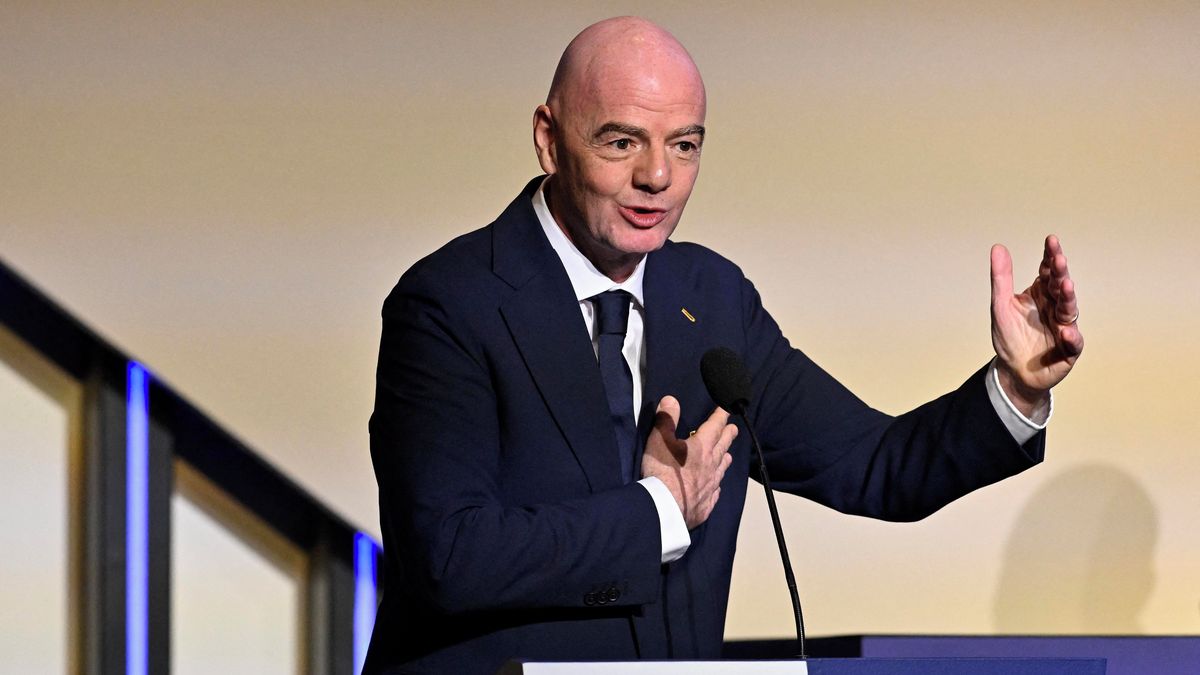 FIFA navýšila odměny za fotbalové mistrovství světa na 18 miliard korun