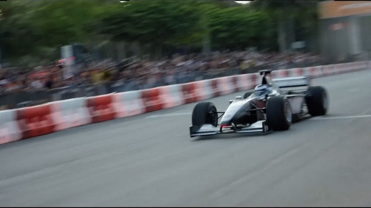 McLaren s předstihem oslavil tisící závod. V Miami na okruh vyjely mistrovské monoposty