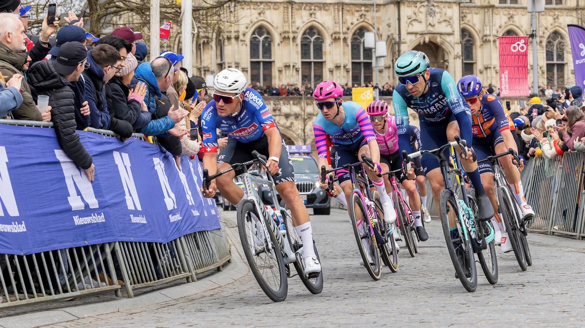 Aranburu přesně po roce znovu vyhrál etapu Kolem Baskicka