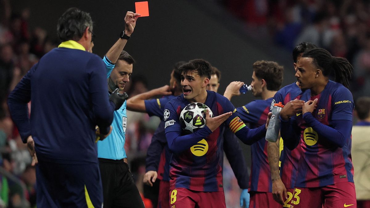 Ukradli nám postup! Hvězda Barcelony se pustila po vyřazení s Atlétikem do rozhodčích