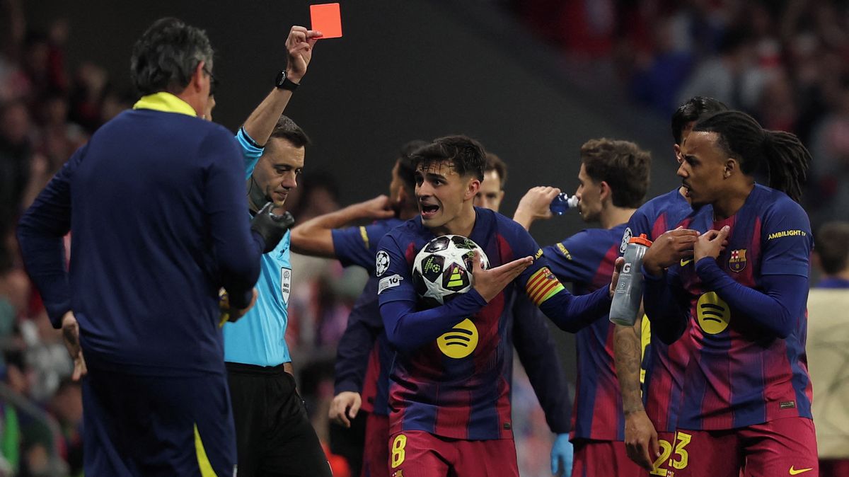 Ukradli nám postup! Hvězda Barcelony se pustila po vyřazení s Atlétikem do rozhodčích