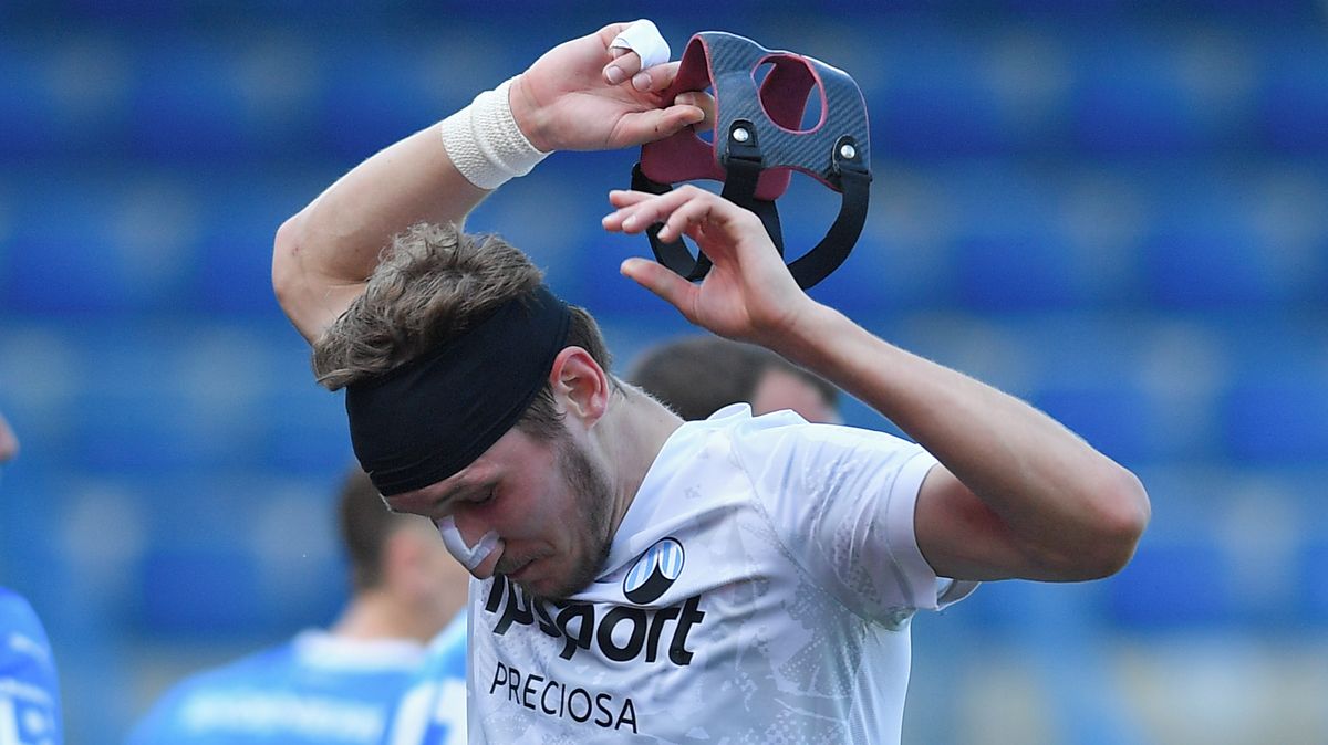 Krollis naštvaně zahazoval masku. Zodpovědnost vzal na sebe, prozradil Kováč