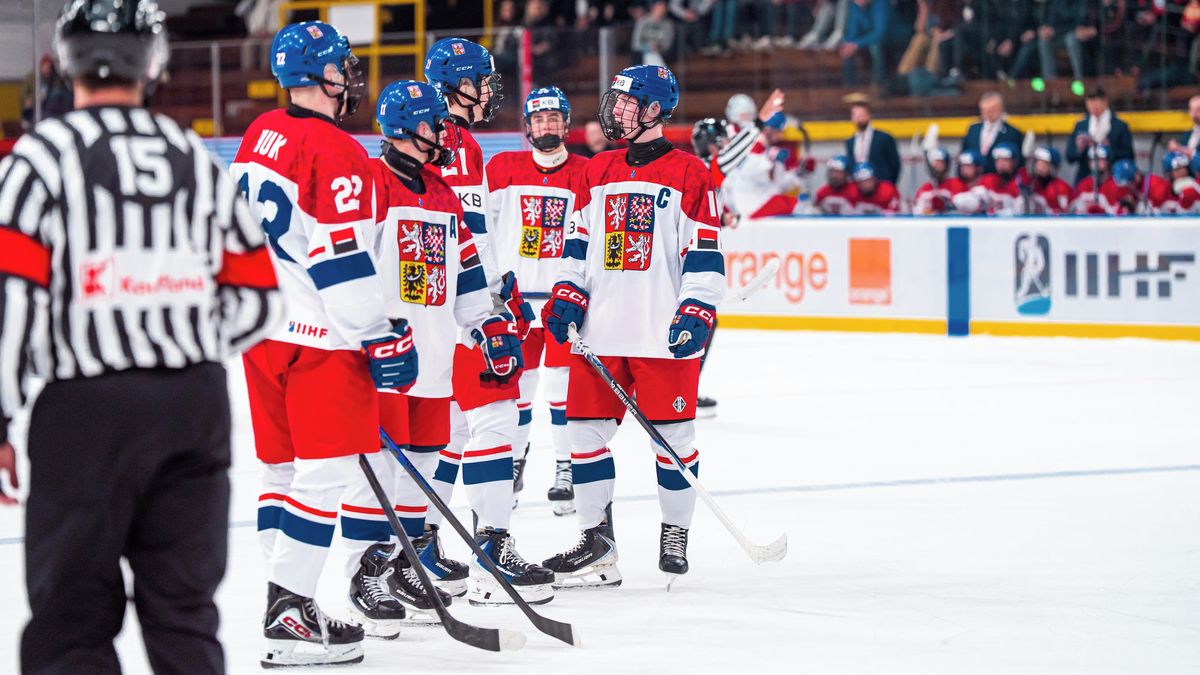 HOKEJ ONLINE: Dobrý vstup do zápasu, Češi rychle vedou