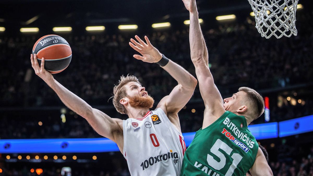 Olympiakos vyhrál po 13 letech Evropskou ligu basketbalistů