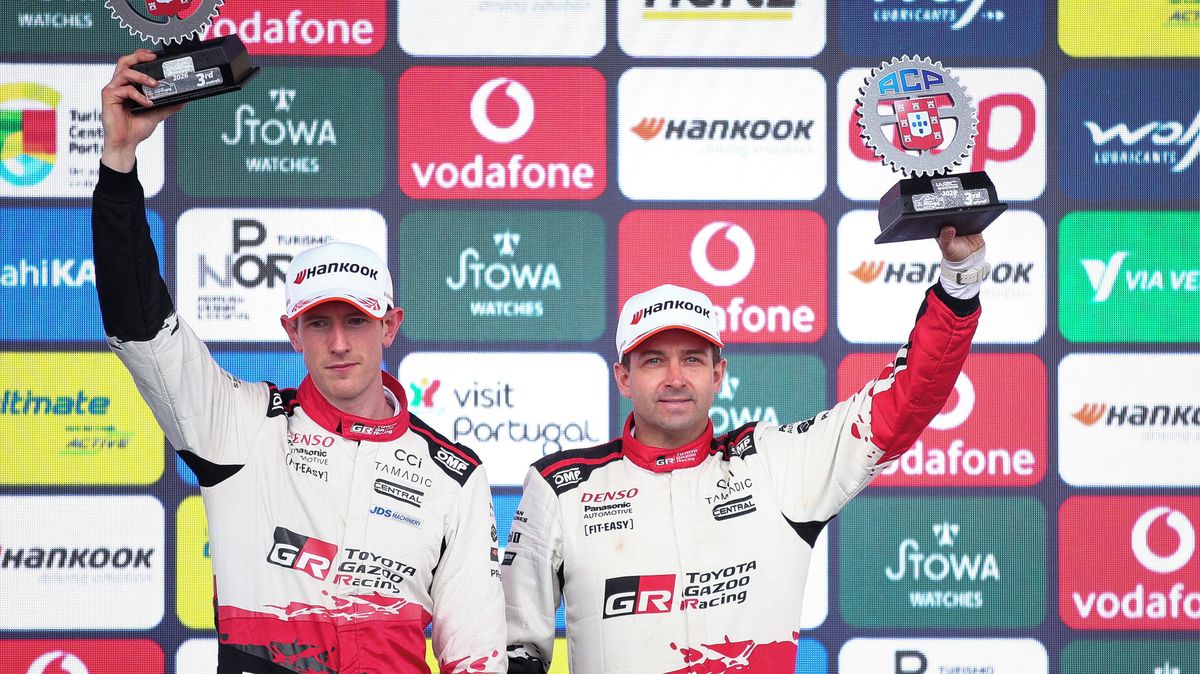 Evans vyhrál potřetí Japonskou rallye a zvýšil vedení v mistrovství světa