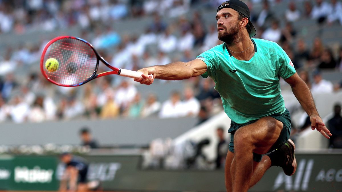 TENIS ONLINE: Macháč si vyžádal lékaře. Menšík zvládl šílené drama
