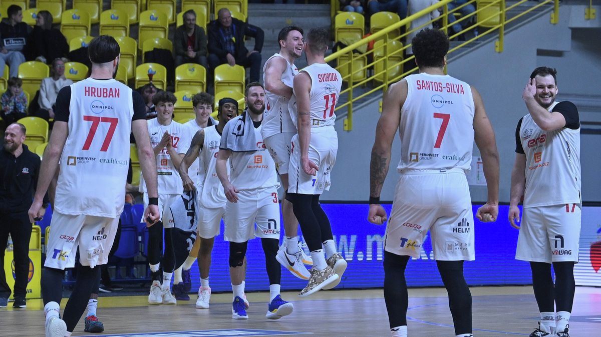 Nymburské basketbalisty čeká 22. finále, Opavu vyřadili ve čtyřech zápasech