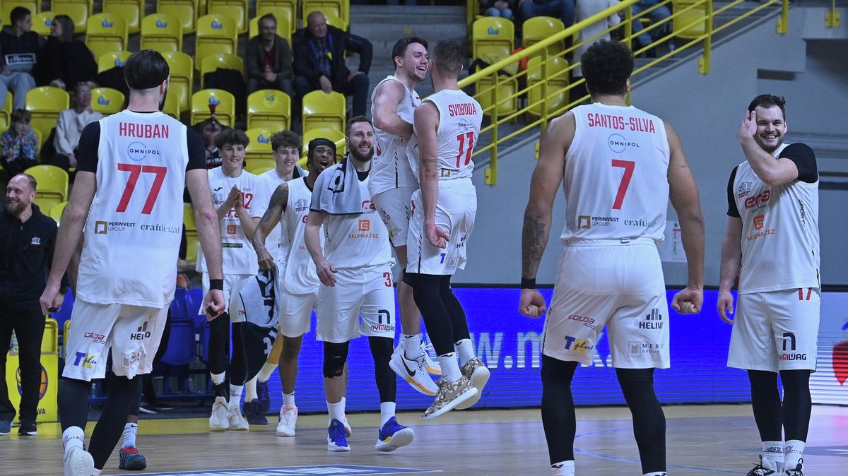 Nymburské basketbalisty čeká 22. finále, Opavu vyřadili ve čtyřech zápasech