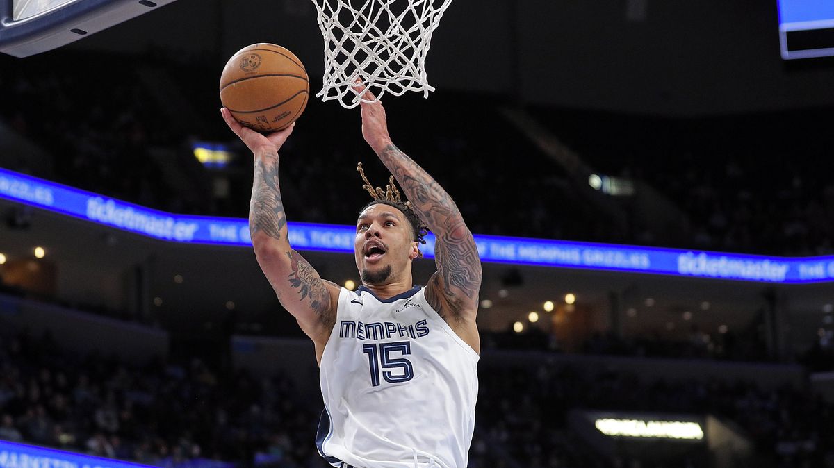 Zemřel basketbalista Memphisu Clarke