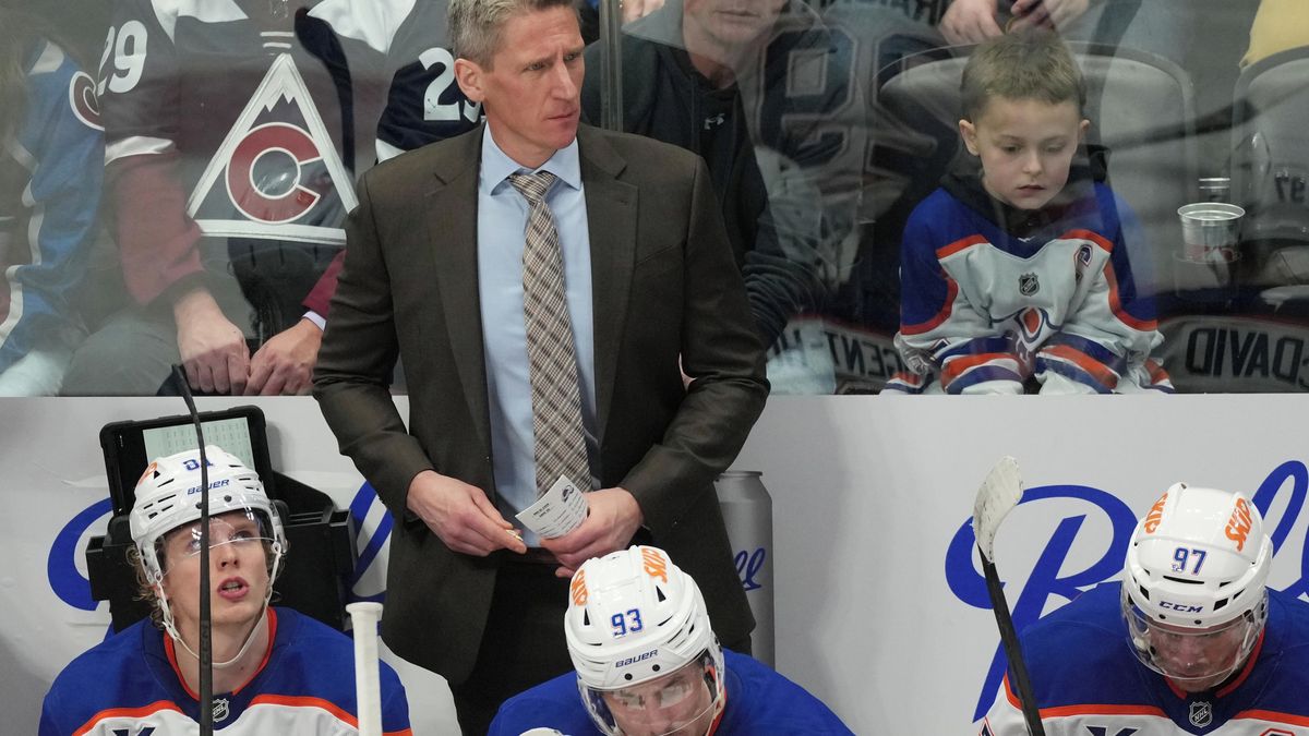 Edmonton propustil po krachu v play off NHL trenéra Knoblaucha