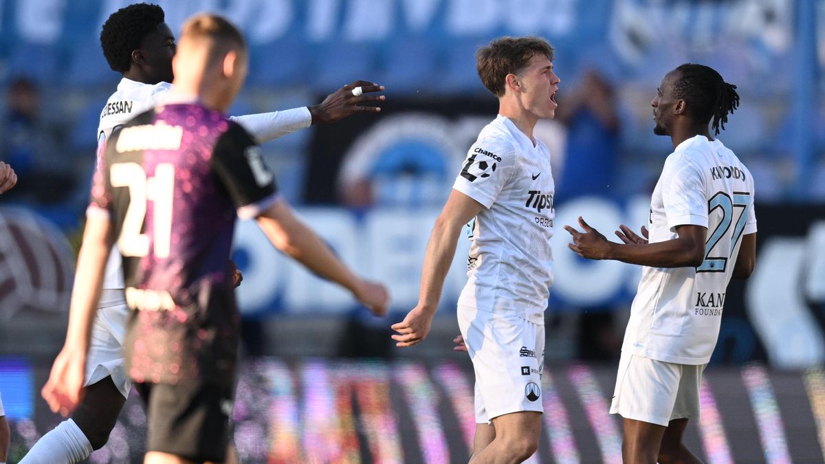 FOTBAL ONLINE: Komplikace pro Slavii, duel proti oslabenému Liberci vrcholí! Baník přerušil sérii porážek