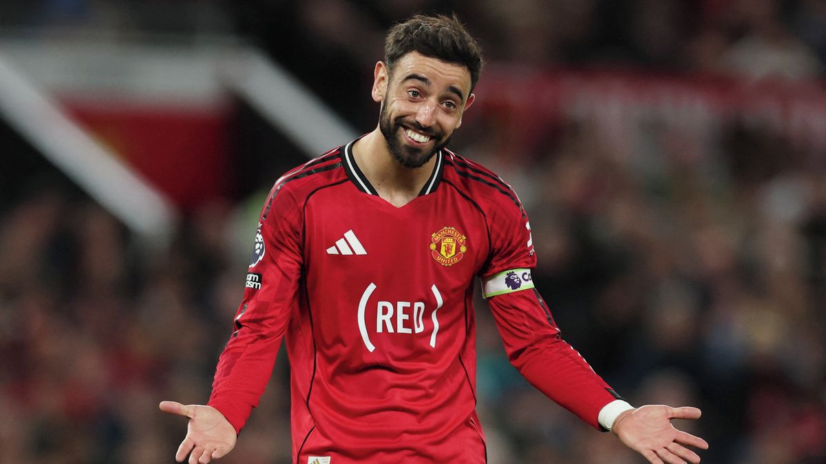 Kapitán United Fernandes získal cenu pro nejlepšího hráče Premier League