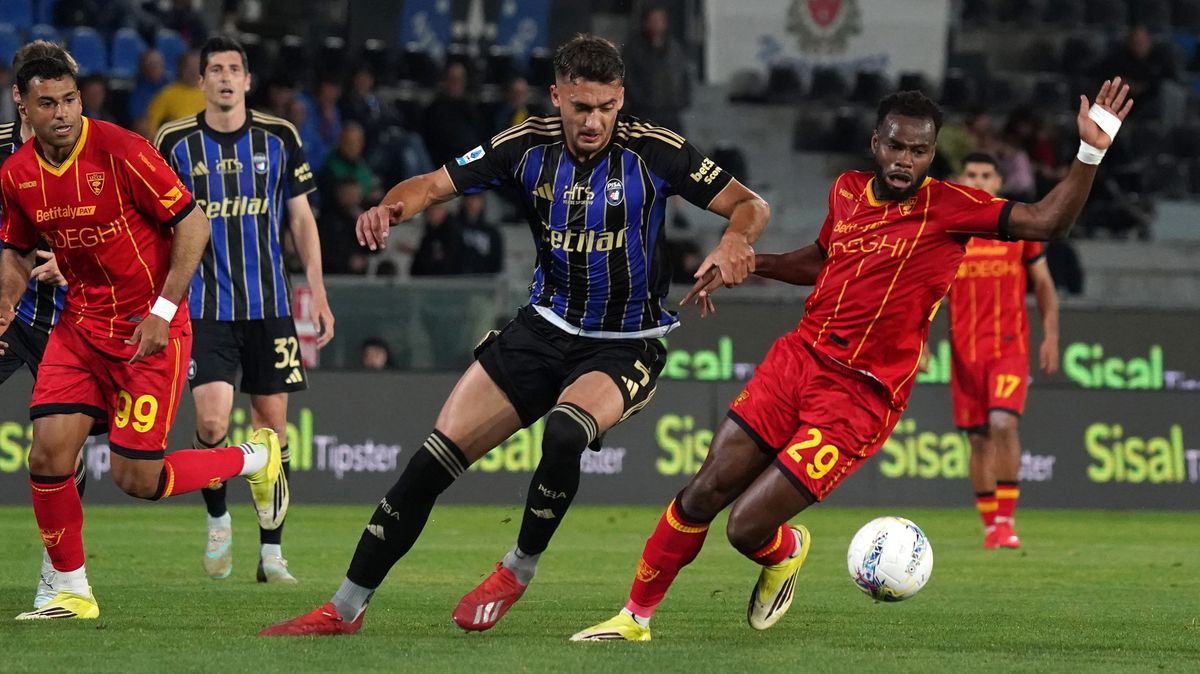 Pisa a Verona jsou první dva sestupující kluby z italské ligy