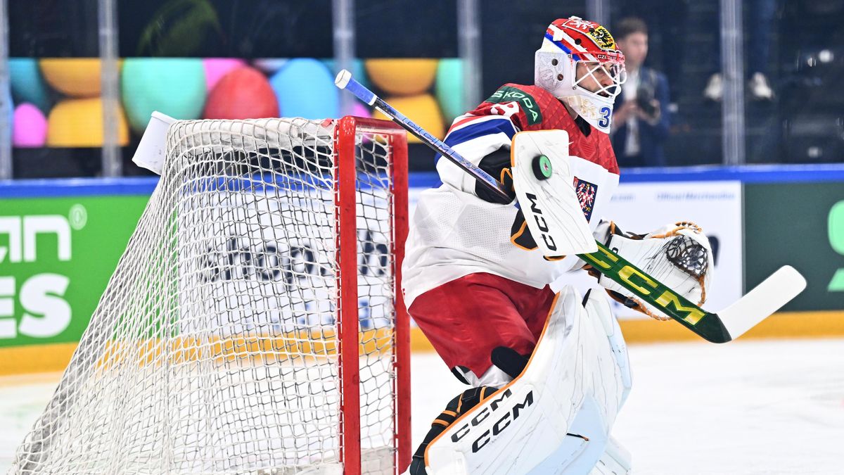 STUDIO MS ŽIVĚ: Druhá prověrka pro Česko, chytá Pavlát. Trenéři asi nepočítali s tím, že z NHL nepřijede žádný brankář, říká Pešout