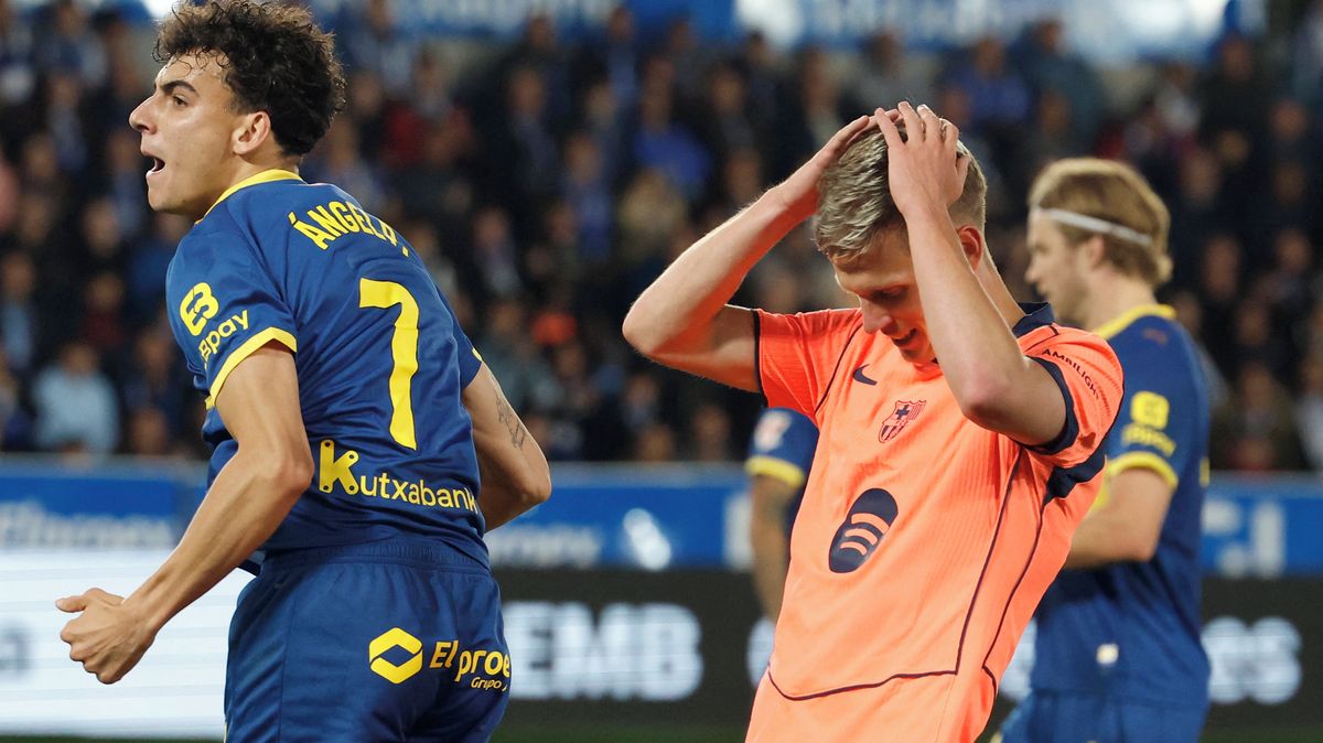 Barcelona po zisku titulu prohrála v lize s předposledním Alavésem