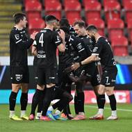 Alexis Alégué sice dostal míč do sítě a Severočeši se radovali z vyrovnání, ale gól kvůli ruce Jawa neplatil. 