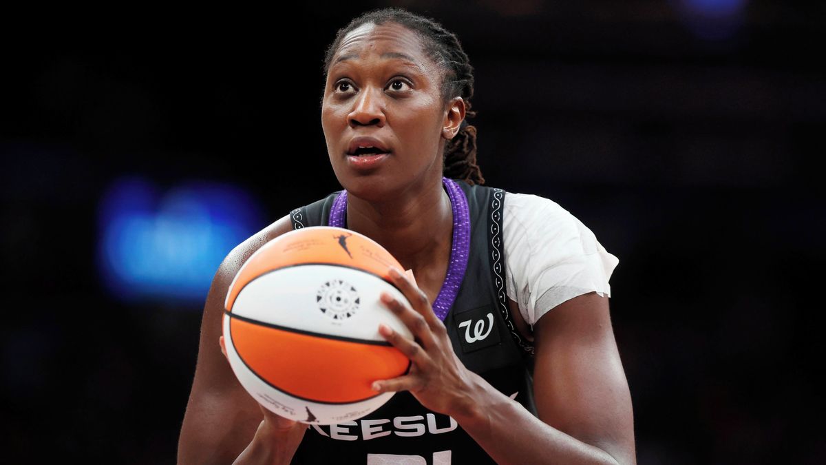 Basketbalová hvězda Charlesová ukončila v 37 letech kariéru