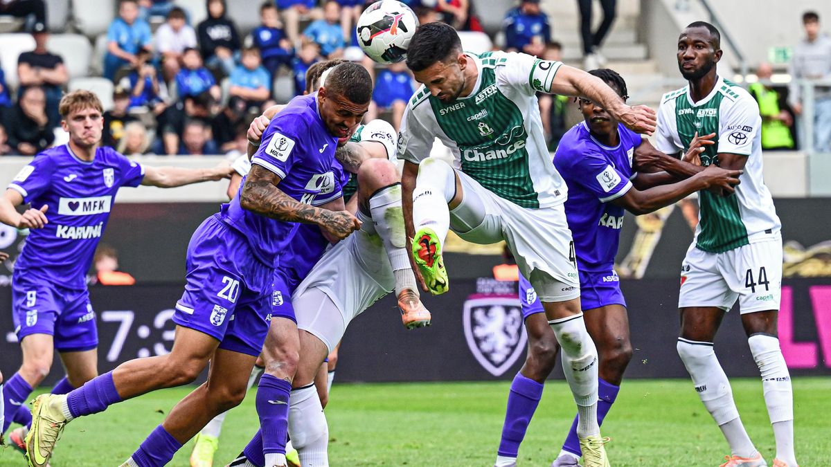 Šílený zkrat, který ve finále oslabil Jablonec. Totální blbost, nechápal kapitán