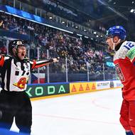 Gól Jiřího Černocha nebyl uznán. Rozhodčí předčasně přerušil hru.