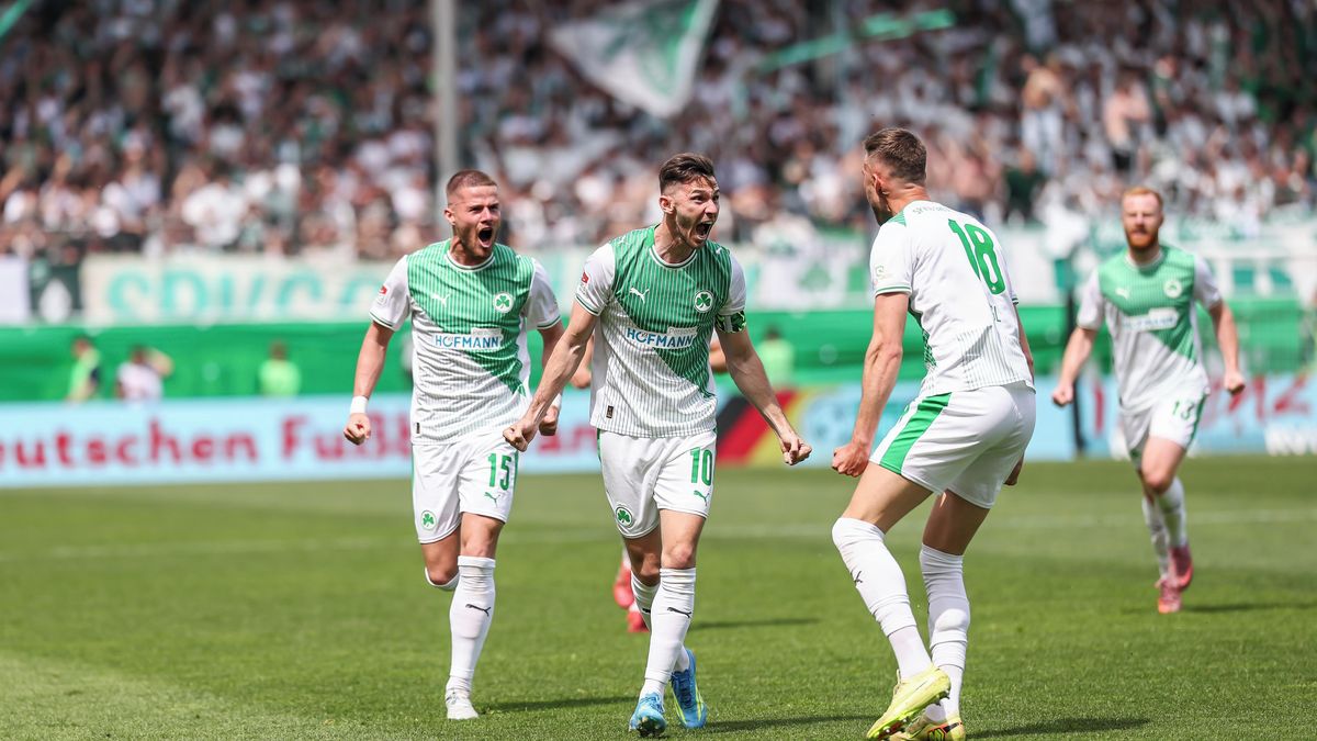 Fotbalové derby v Německu narušily včely