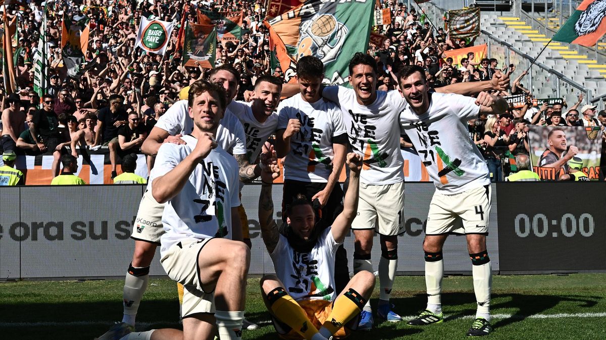 Fotbalisté Benátek stráví v druhé italské lize jen rok. K postupu přispěl i Fila