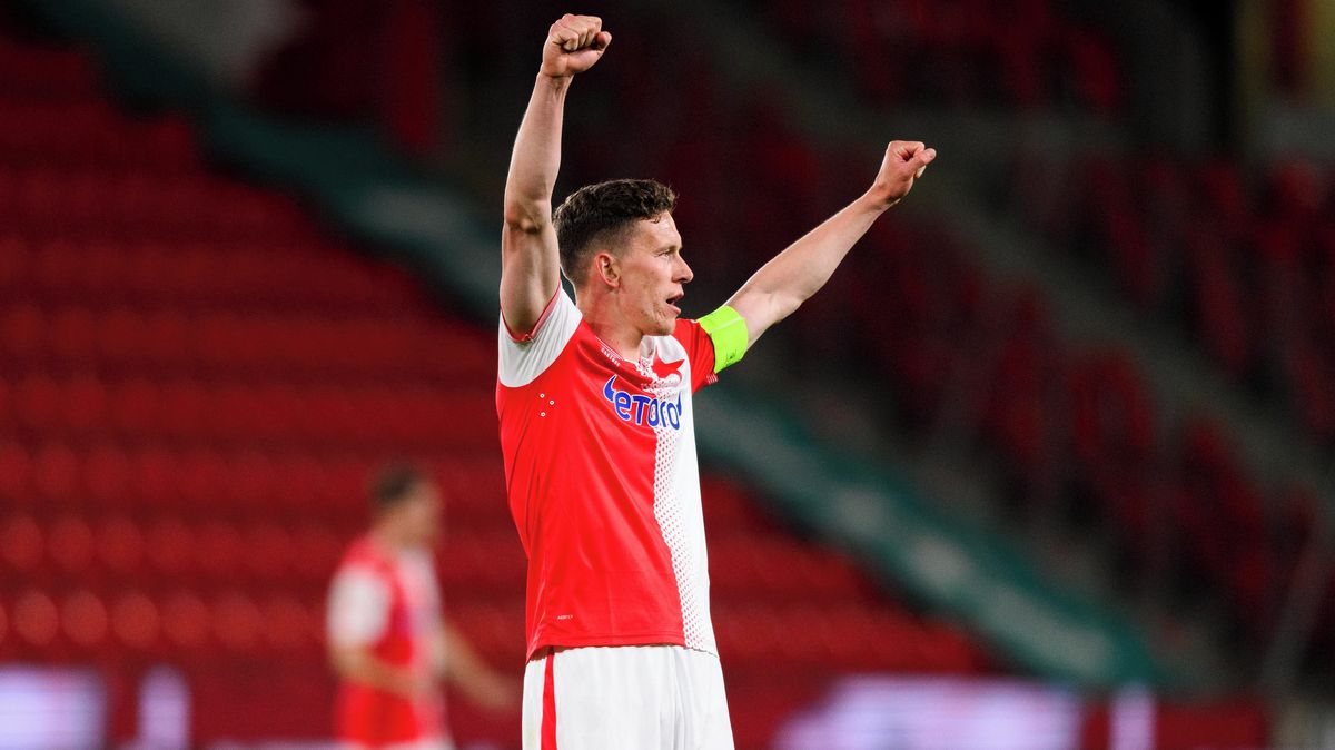 Liga finišuje. Slavia po zápase s Plzní přebere pohár pro šampiona