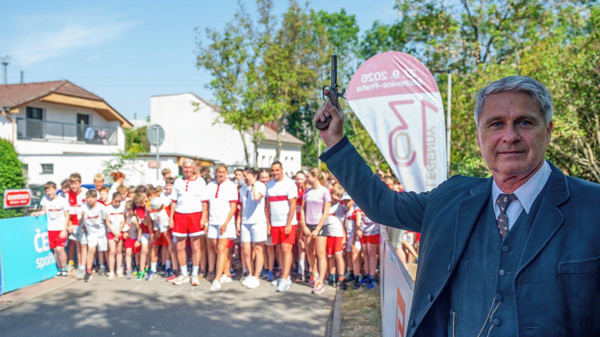 Nejstarší na světě! Legendy uctily český unikát. Železný se zapotil, Šebrle kličkoval