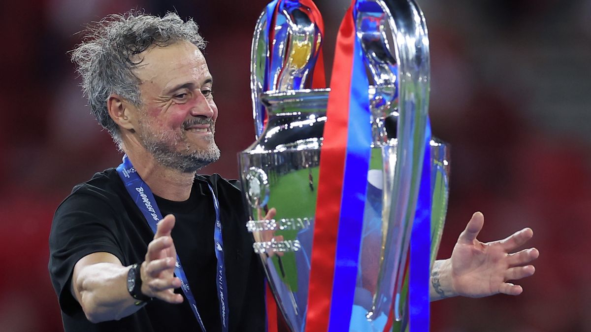 Enrique se zařadil mezi legendy. Je nejlepší na světě, má jasno majitel PSG a řešila se i budoucnost