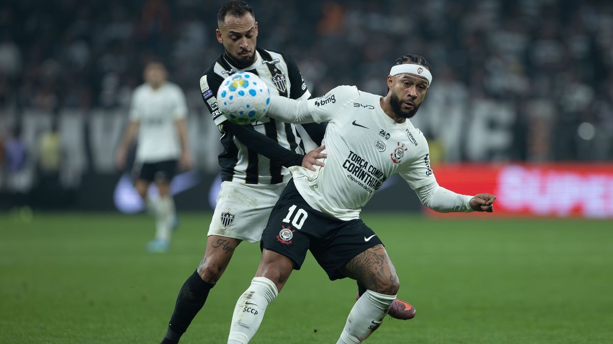 Nejlepší nizozemský střelec Depay po zranění nechybí v týmu pro MS