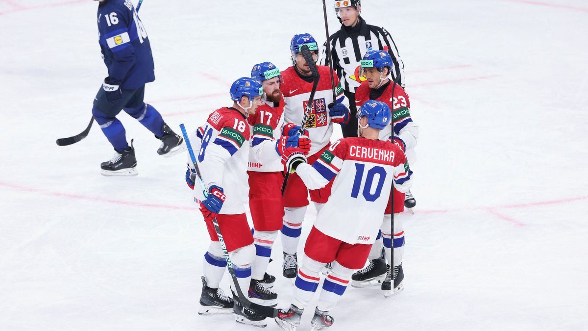 HOKEJ ONLINE: Hronek vykřesává při přesilovce českou naději. Přijde další trefa?