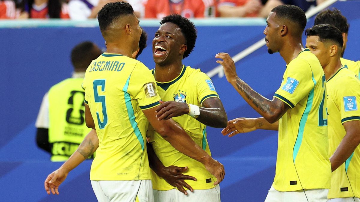 FOTBAL ONLINE: Brazílie pevně vládne! Řádí Vinícius 