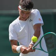 Jakub Menšík při prvním kole letošního Wimbledonu