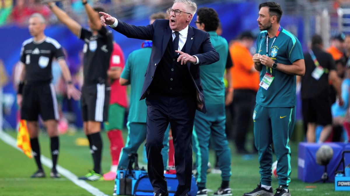 Žádné vzrušení, jen znepokojení. Brazilci se po ztrátě zlobí, trenér se omlouvá