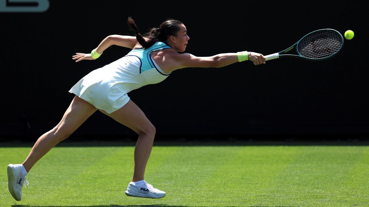 Valentová v Eastbourne prošla po tříhodinovém boji do druhého kola