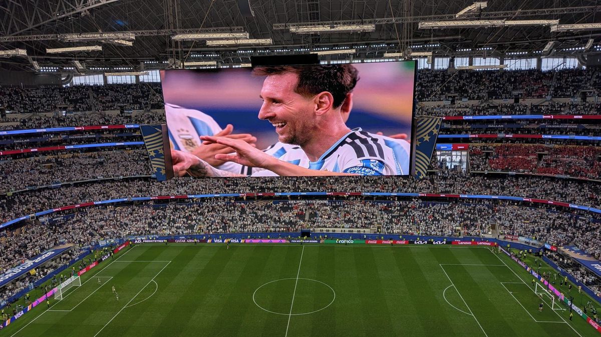 Co se dělo, když úřadoval Messi. Legenda si vychutnávala preclíky a dorazil borec, který kroutí 17. šampionát