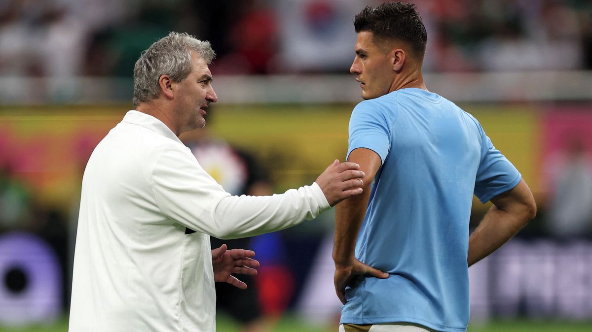 Nemůžeme presovat jako Slavia. Noviny nečtu a sociální sítě nemám, říká Suchopárek