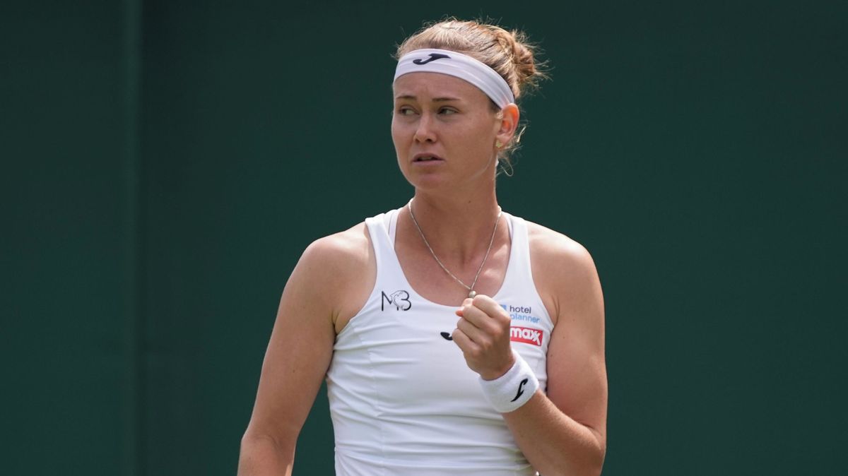 Plíšková ve Wimbledonu ovládla české derby, slaví také Bouzková. Do akce půjdou ještě Bejlek a Nosková
