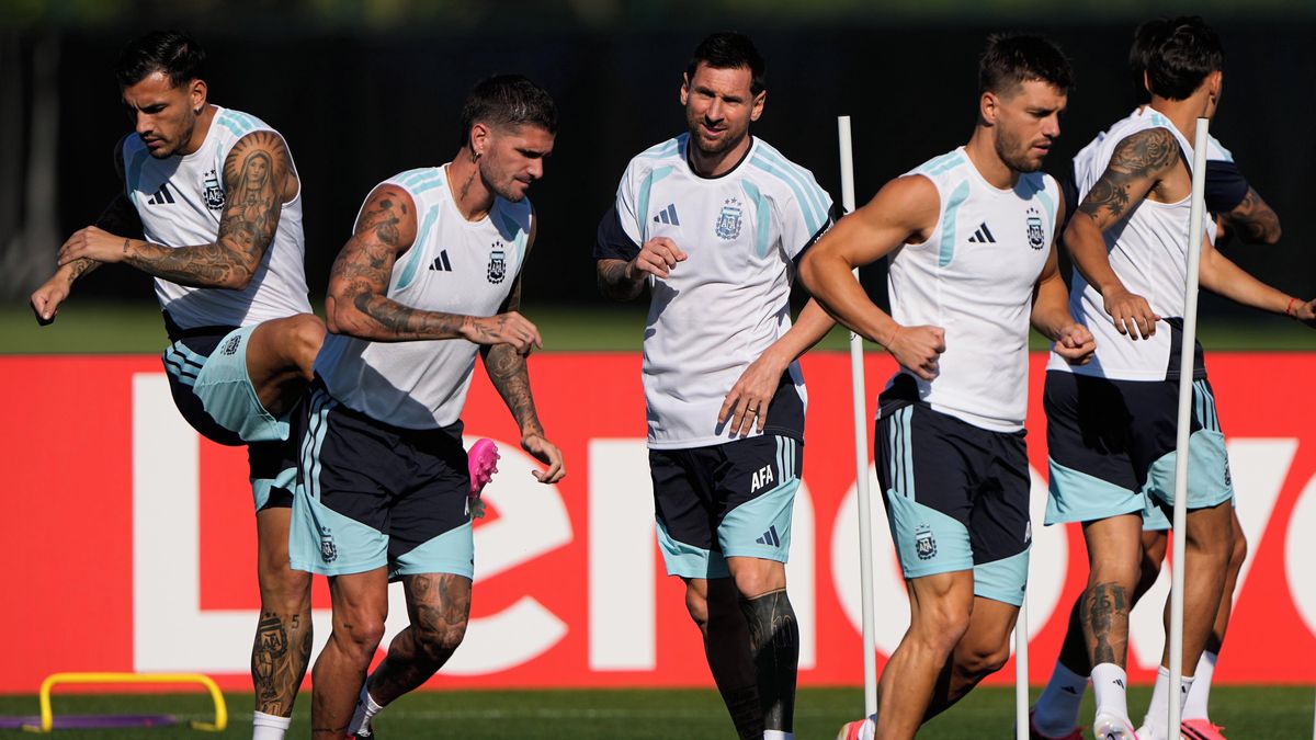 Argentina s Messim se utká na MS s Alžírskem