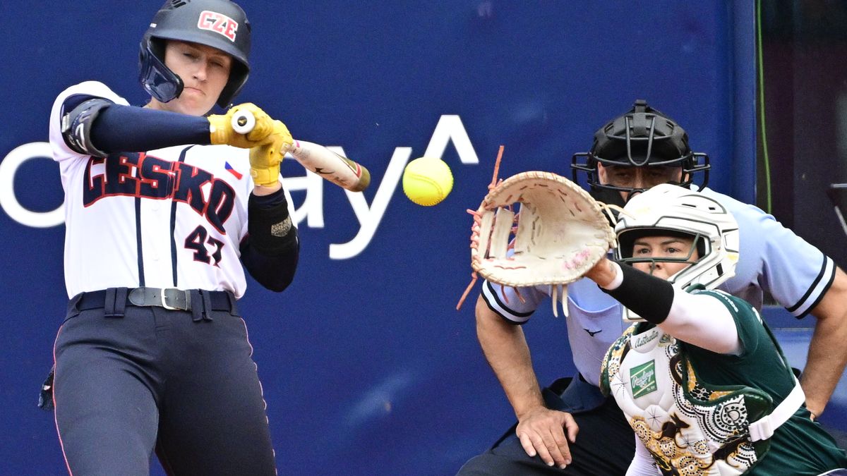 Softbalistky zahájily domácí základní část MS drtivou porážkou
